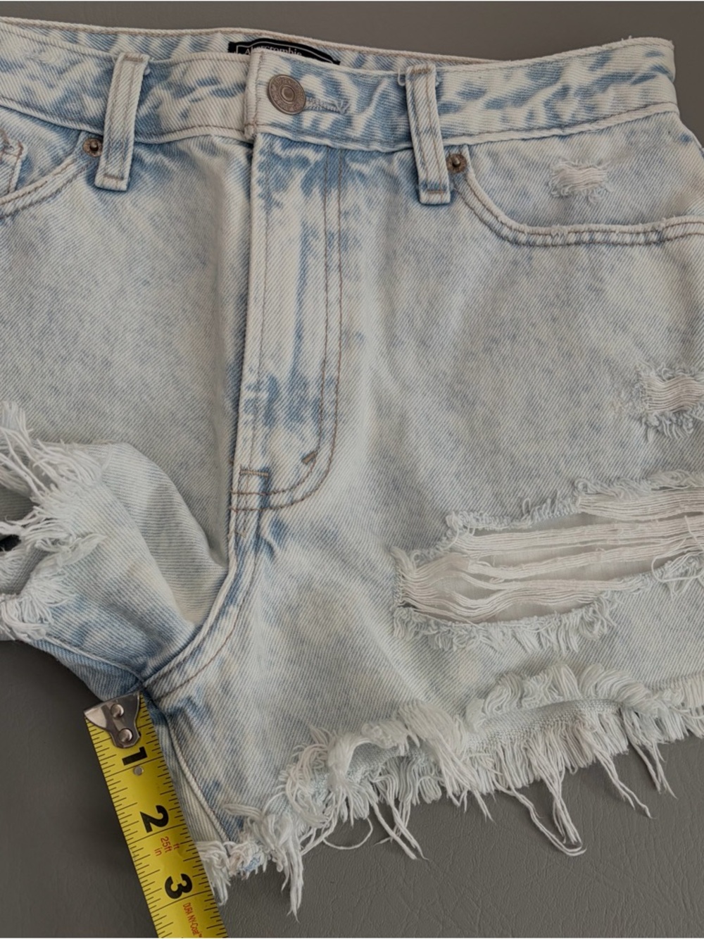 Abercrombie & Fitch Denim Shorts Women’s Annie High Rise Cutoff Distressed 27 - Picture 9 of 11